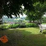 Le Suc Du Pommier Guest house