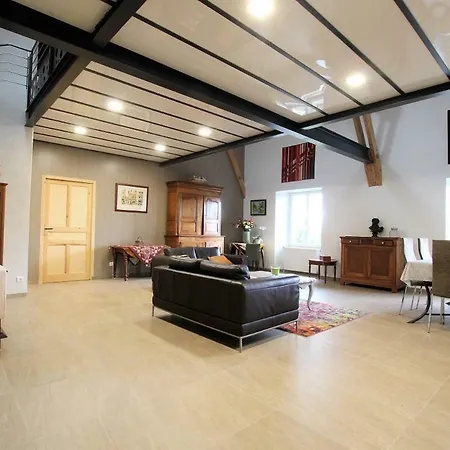 Le Suc Du Pommier 3*